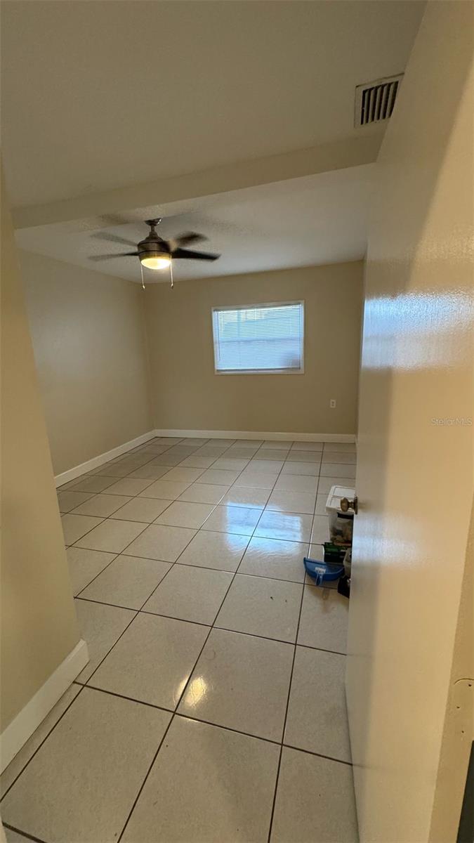 182 WENDELL AVE, GROVELAND, FL, 34736