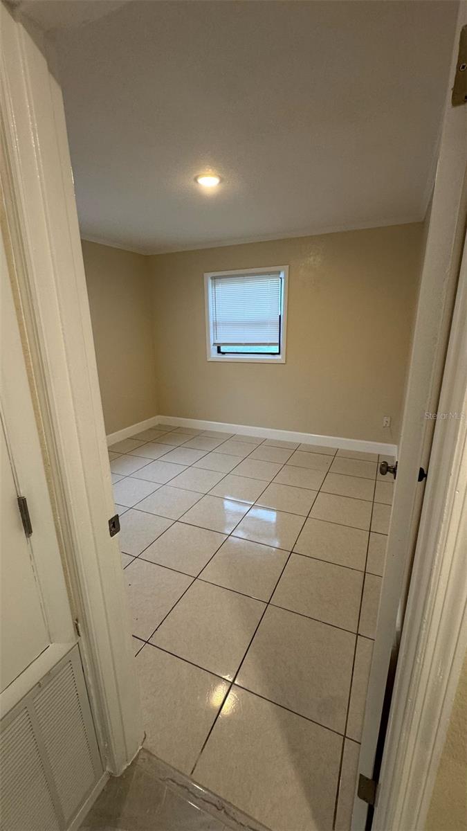 182 WENDELL AVE, GROVELAND, FL, 34736