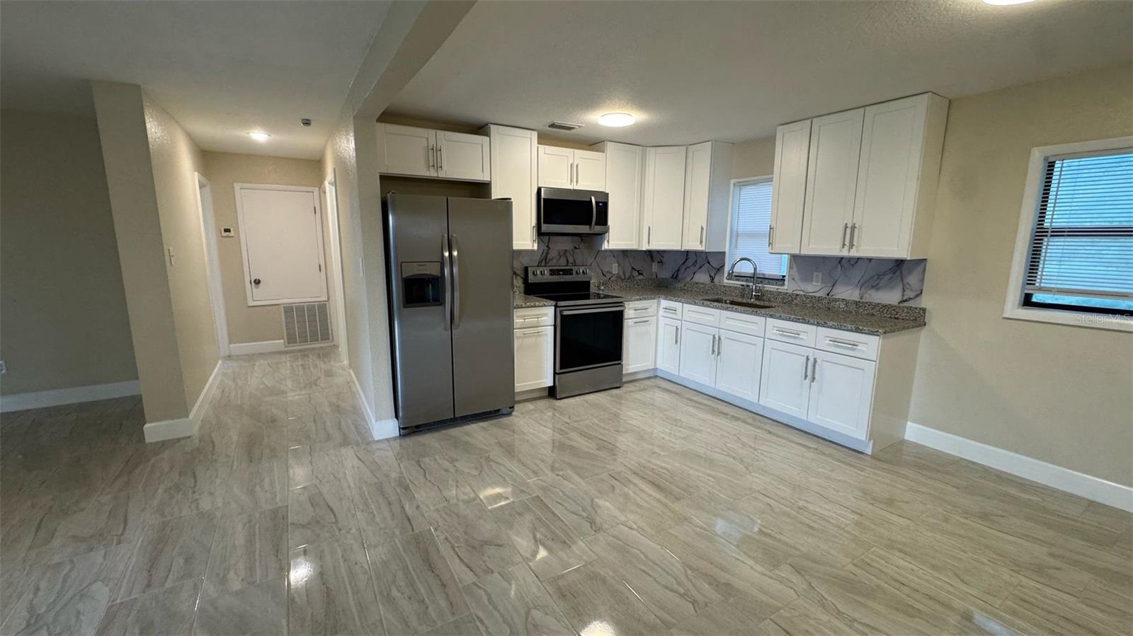 182 WENDELL AVE, GROVELAND, FL, 34736