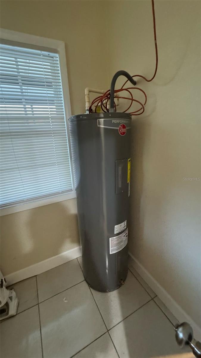 182 WENDELL AVE, GROVELAND, FL, 34736