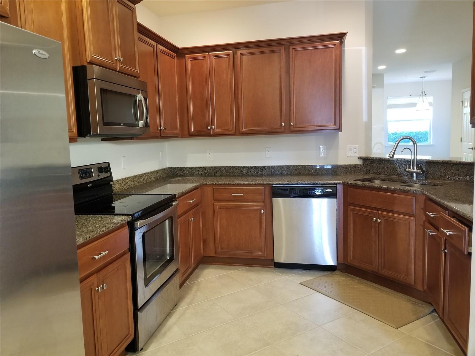 7770 MOONSTONE DR #7-104, SARASOTA, FL, 34233