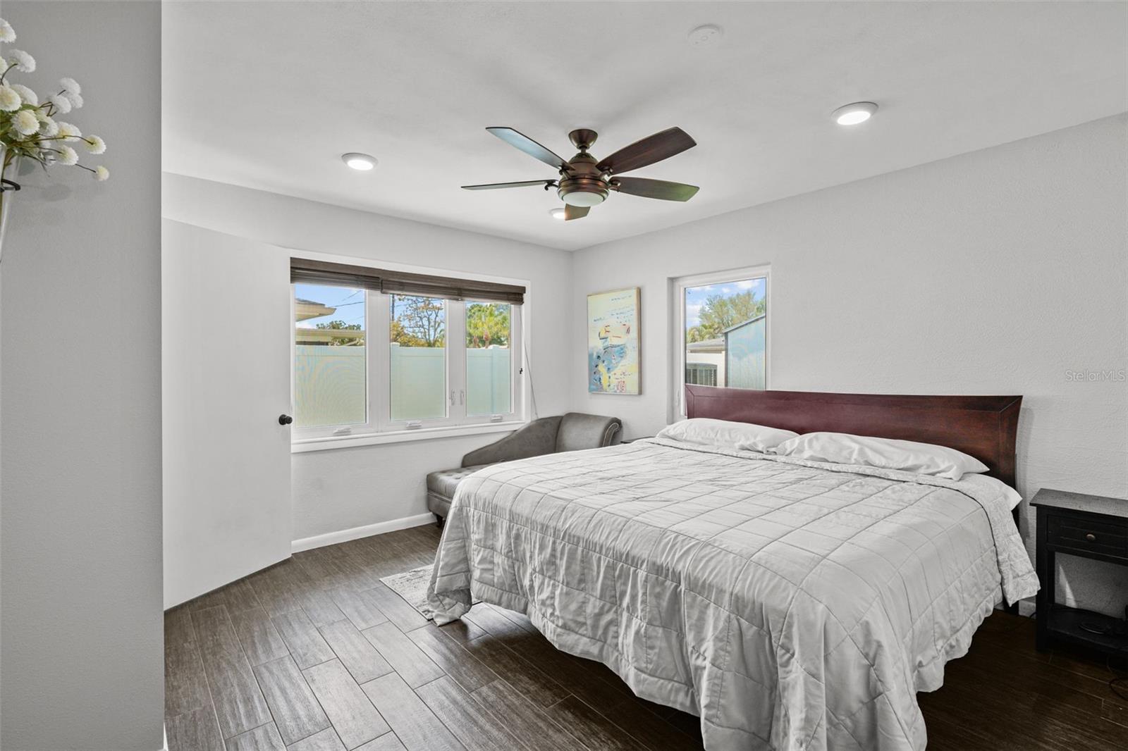 4196 10TH ST NE, ST PETERSBURG, FL, 33703