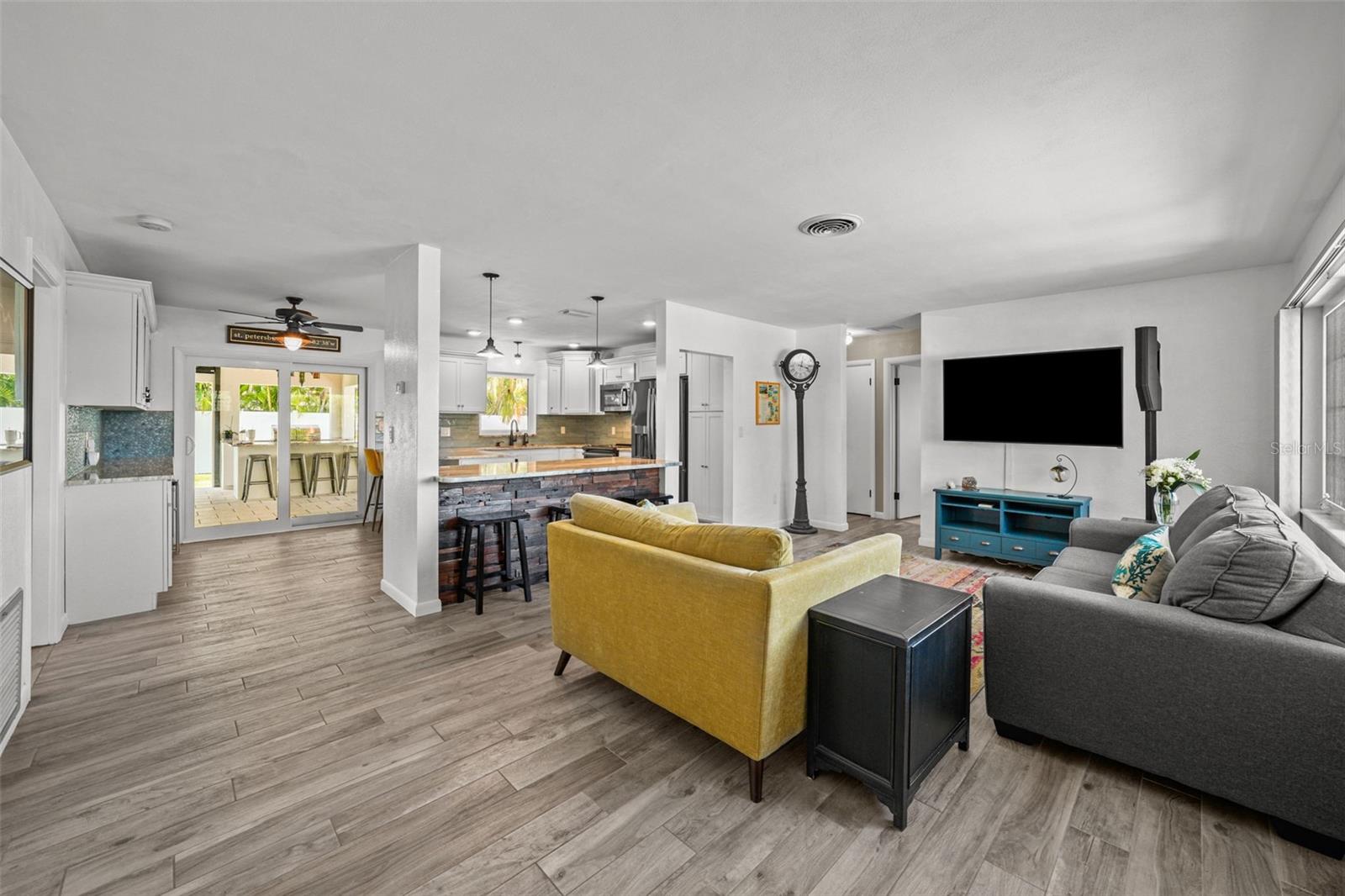 4196 10TH ST NE, ST PETERSBURG, FL, 33703