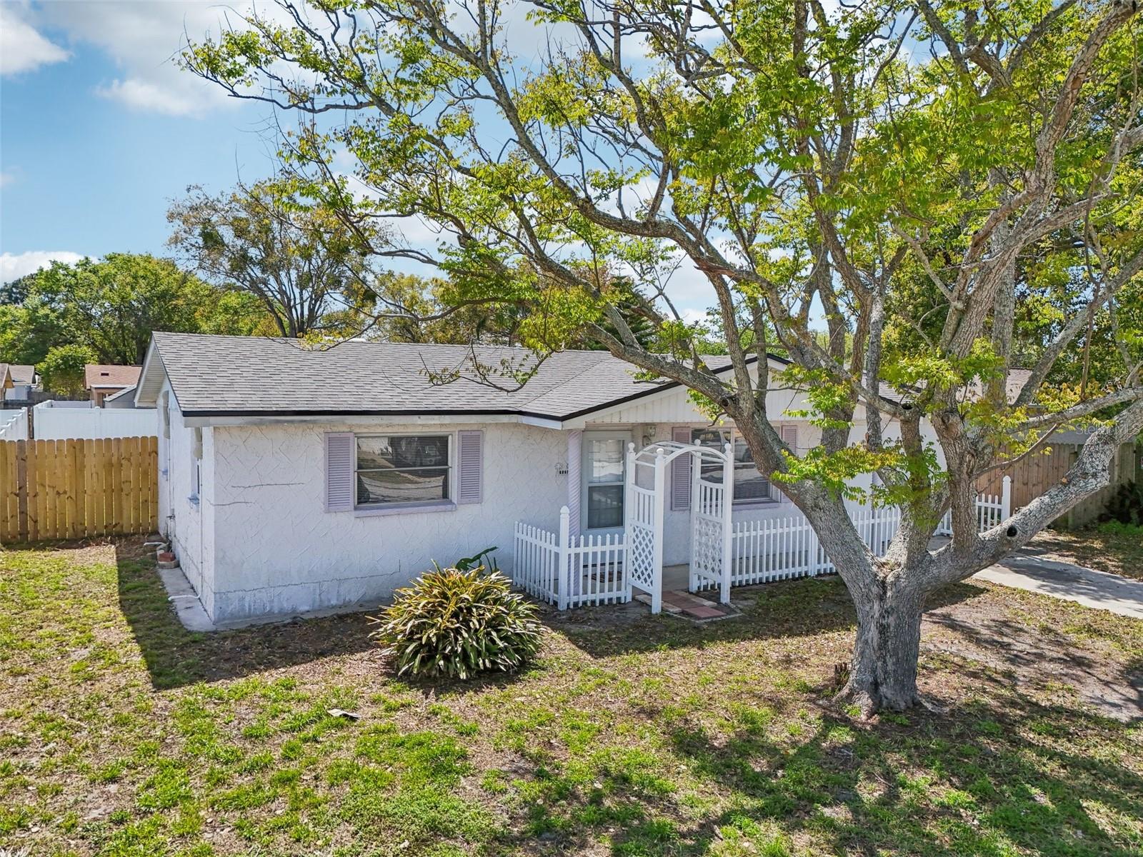 7034 N KING ARTHUR DR E #4, PORT RICHEY, FL, 34668