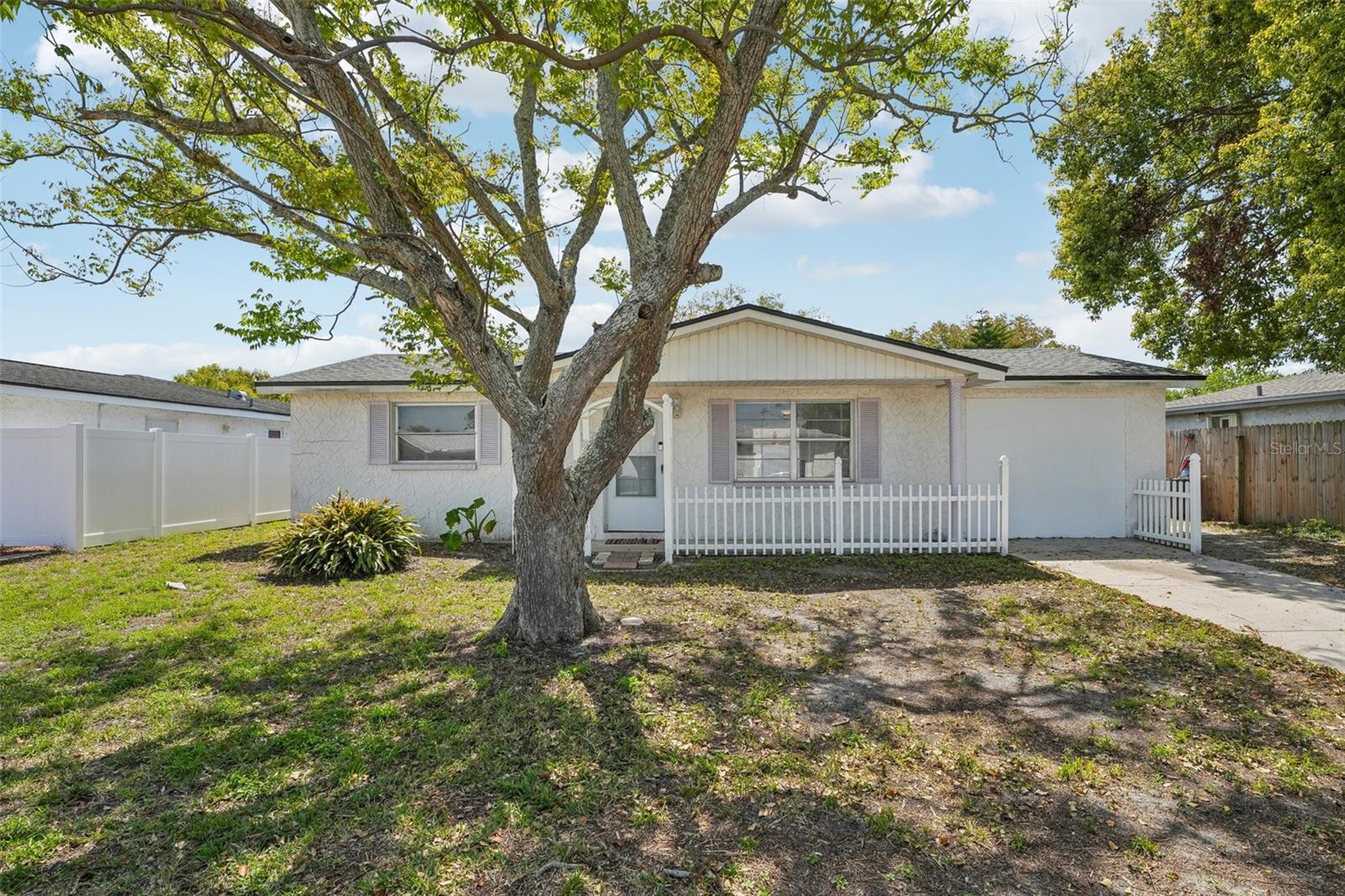 7034 N KING ARTHUR DR E #4, PORT RICHEY, FL, 34668