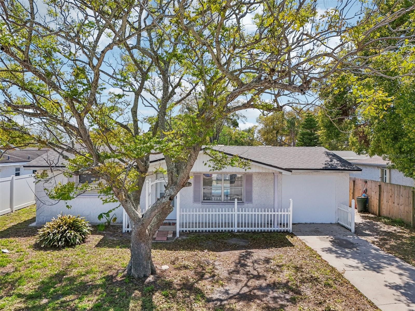 7034 N KING ARTHUR DR E #4, PORT RICHEY, FL, 34668