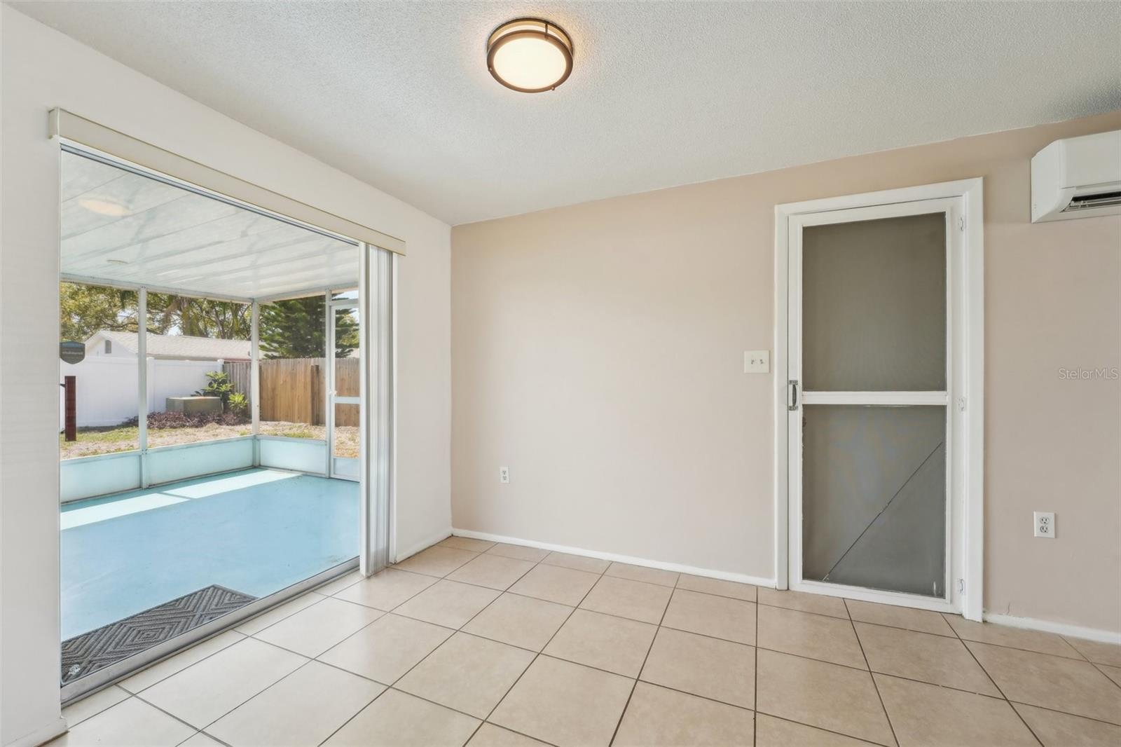 7034 N KING ARTHUR DR E #4, PORT RICHEY, FL, 34668