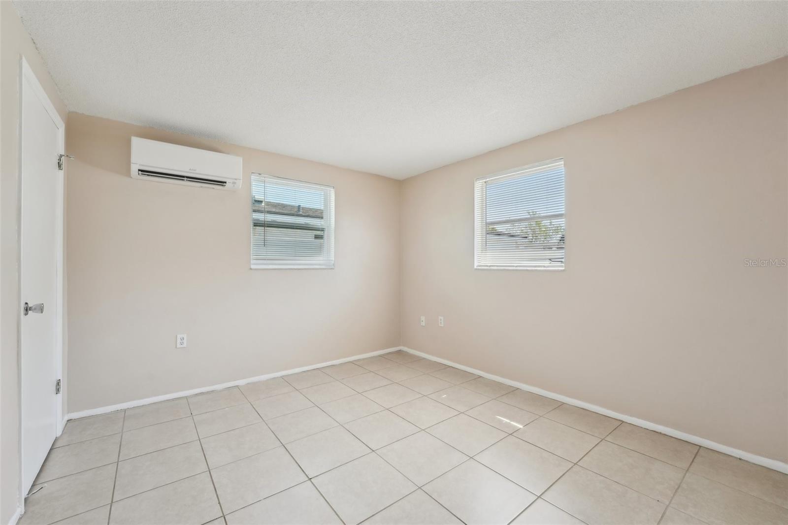 7034 N KING ARTHUR DR E #4, PORT RICHEY, FL, 34668