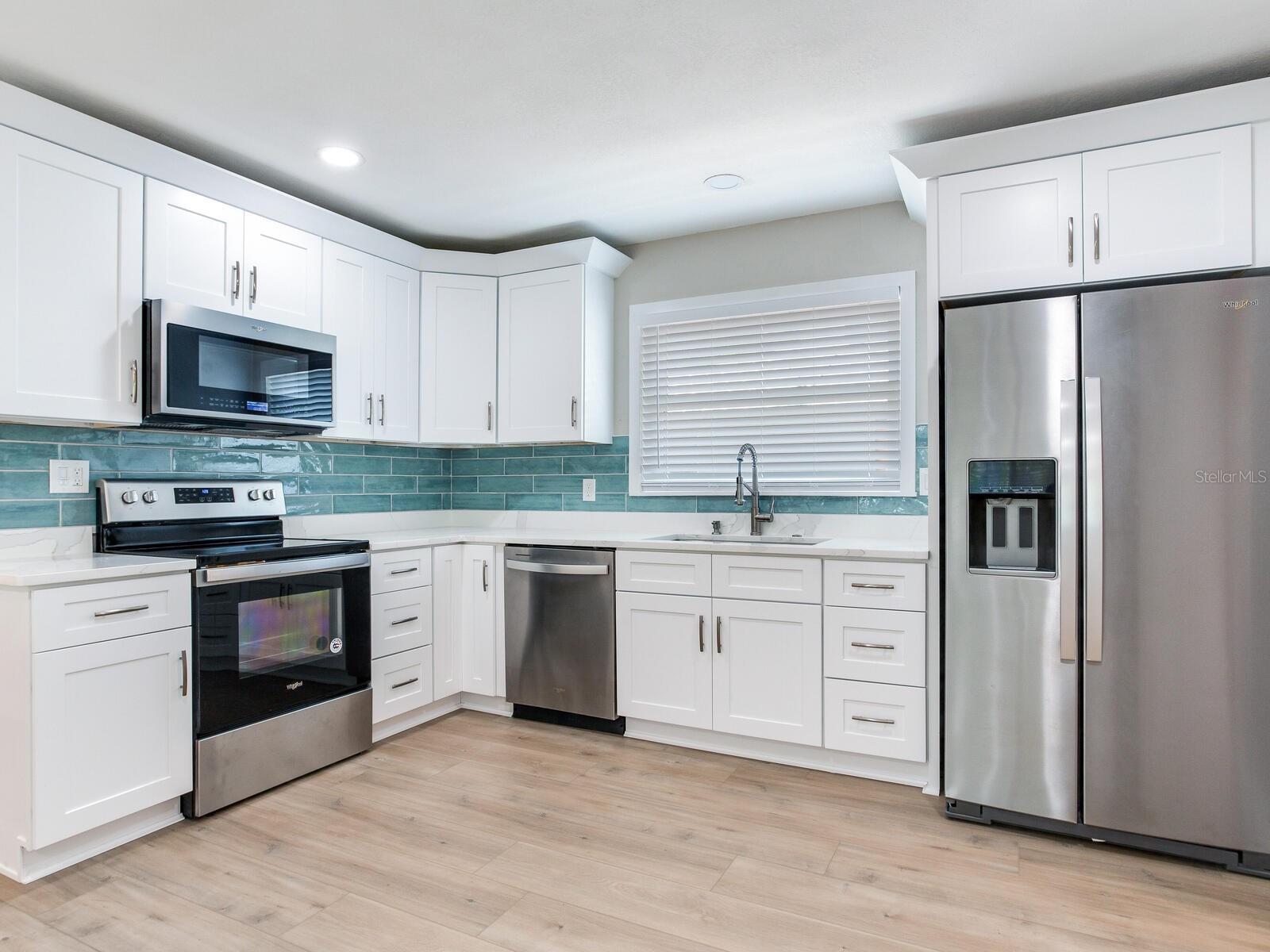 623 15TH AVE NW, LARGO, FL, 33770