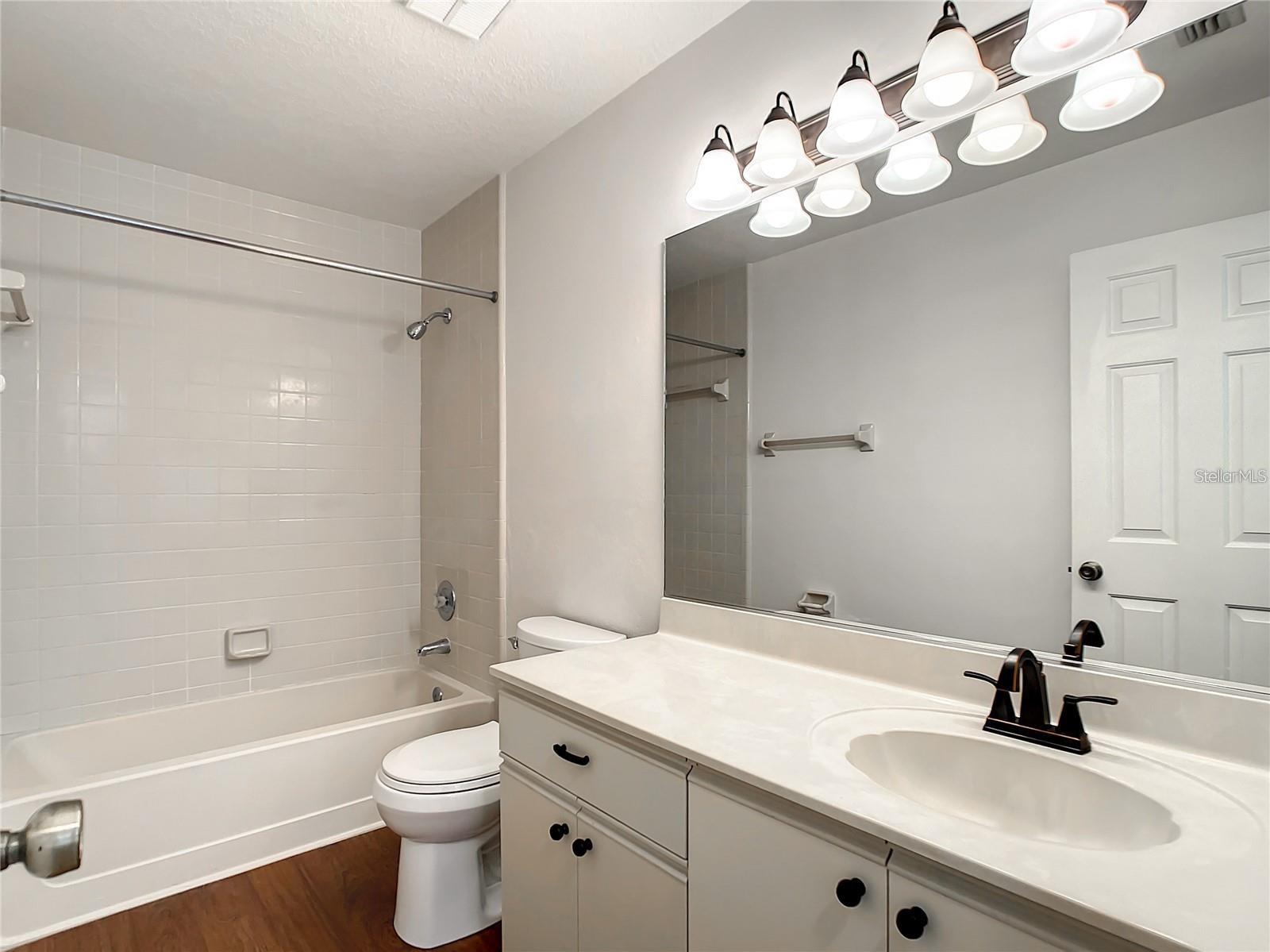 2211 COACH HOUSE BLVD #305, ORLANDO, FL, 32812