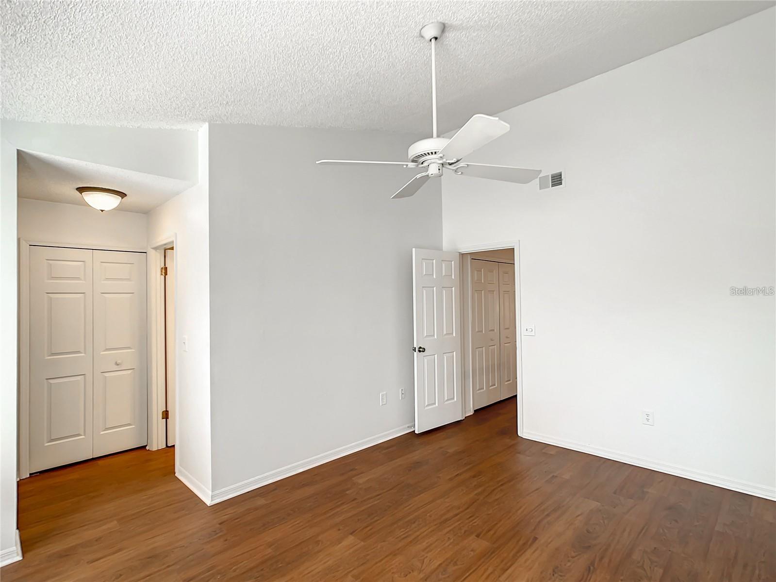 2211 COACH HOUSE BLVD #305, ORLANDO, FL, 32812