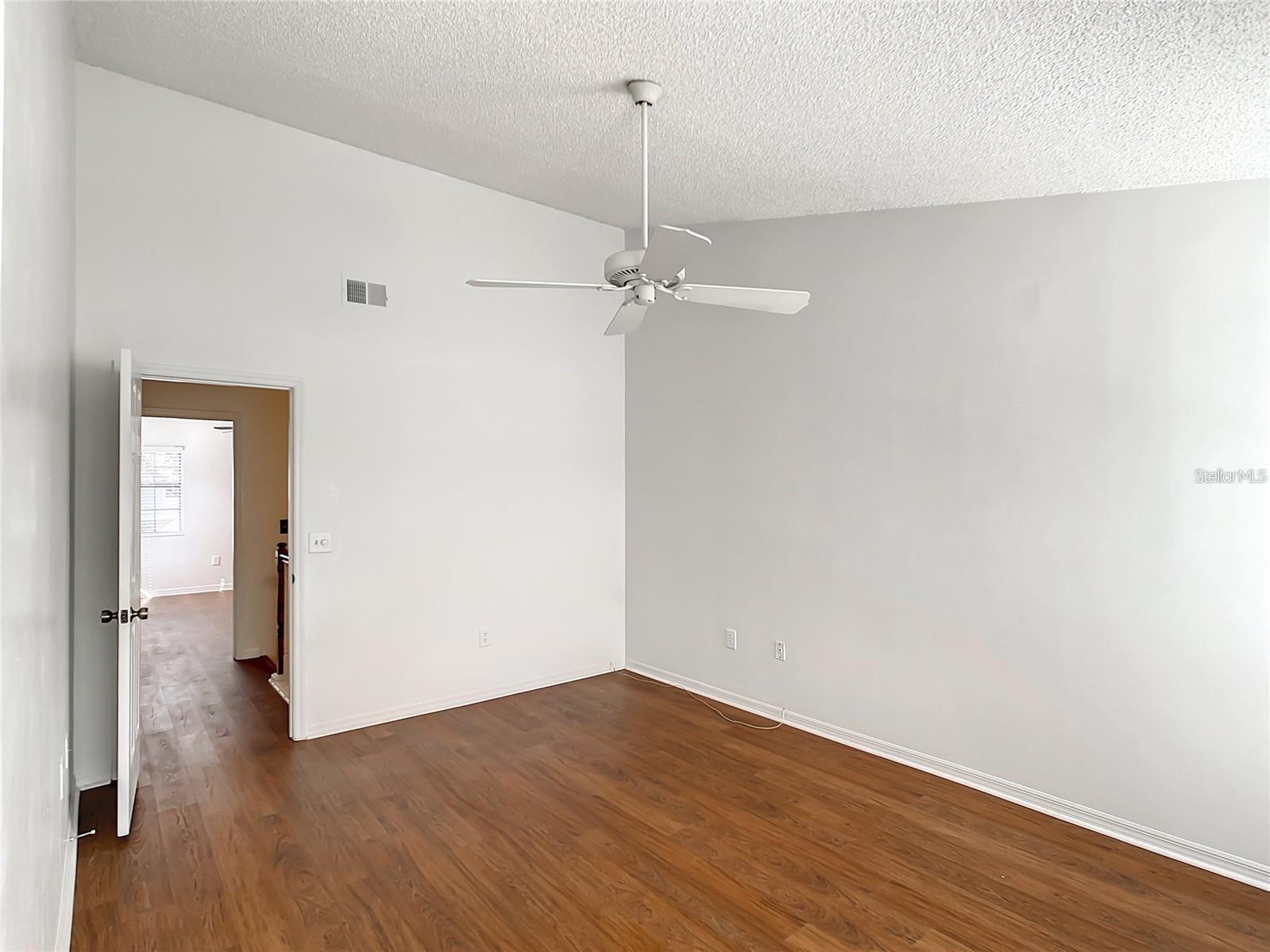 2211 COACH HOUSE BLVD #305, ORLANDO, FL, 32812