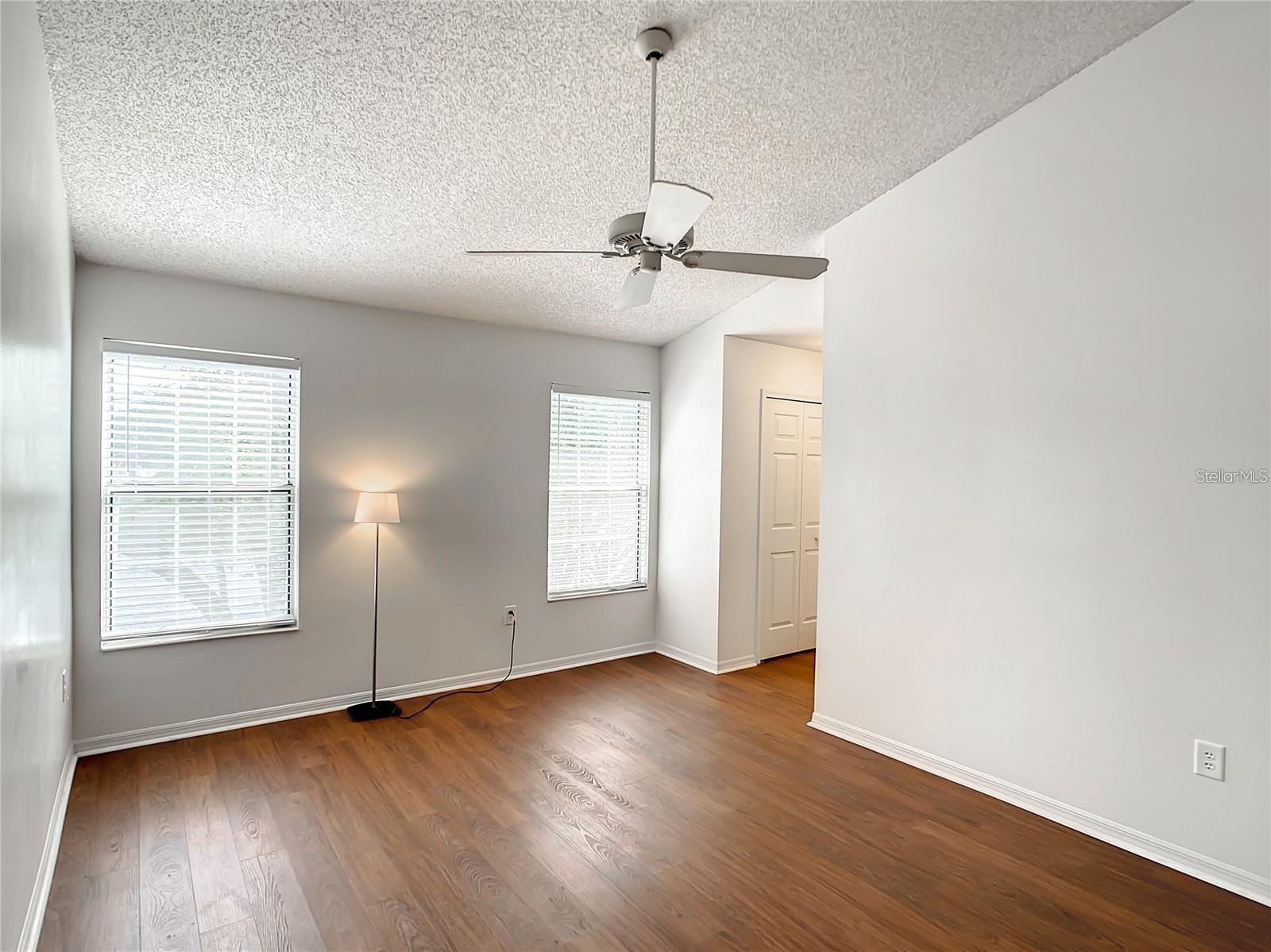 2211 COACH HOUSE BLVD #305, ORLANDO, FL, 32812