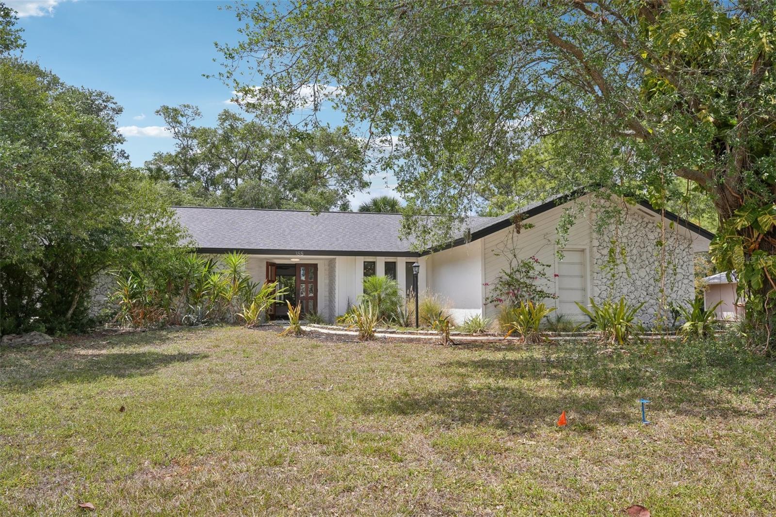 155 OLD TAMIAMI TRL, NAPLES, FL, 34110