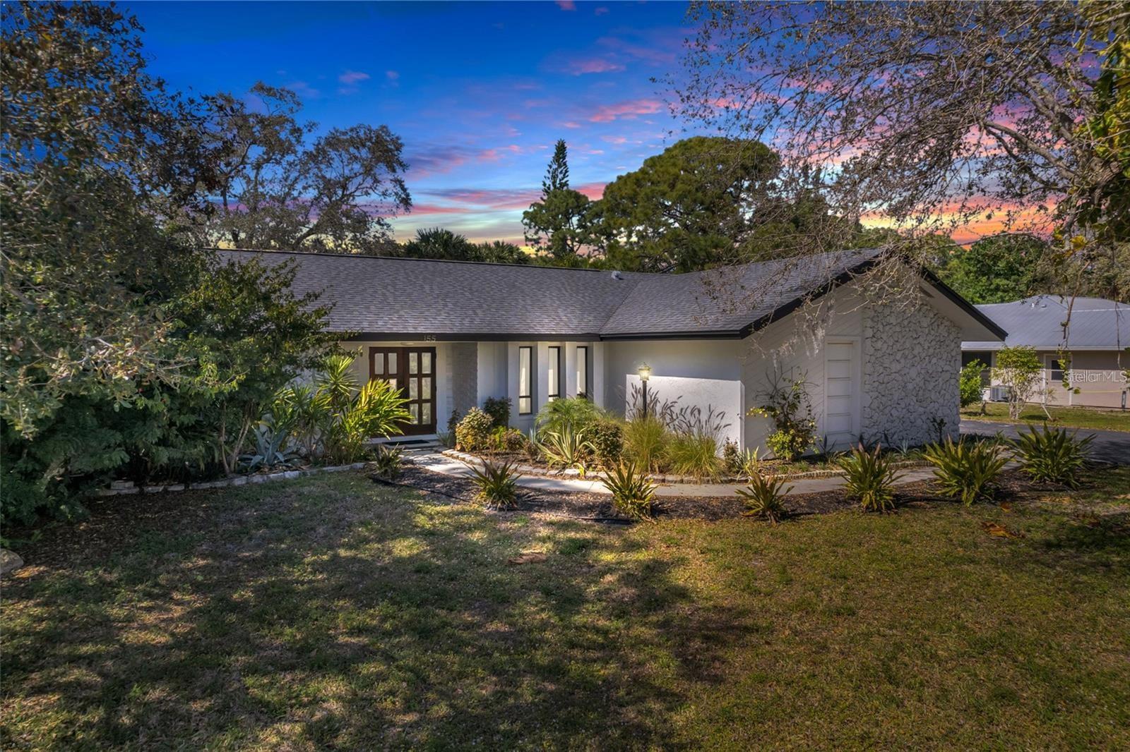 155 OLD TAMIAMI TRL, NAPLES, FL, 34110