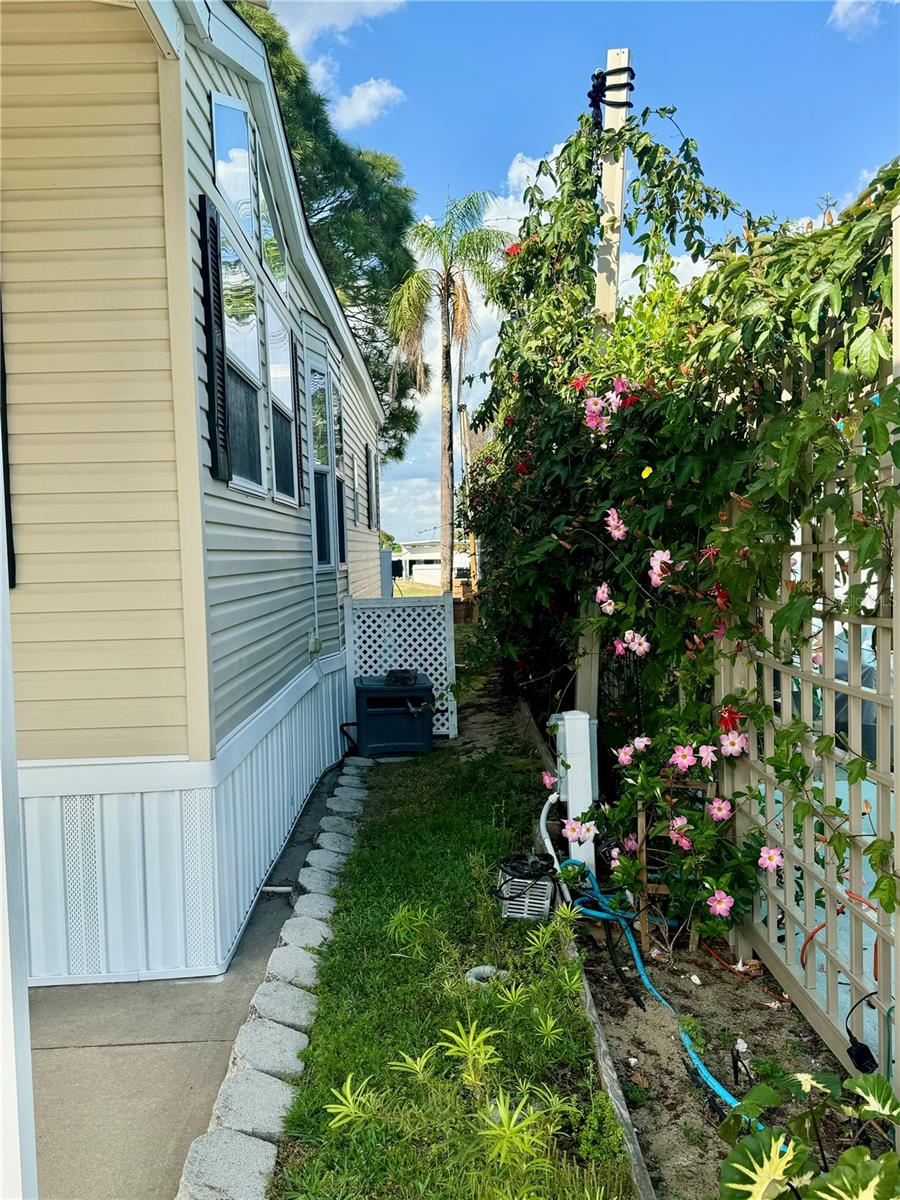 304 ST GEORGE DR, DAVENPORT, FL, 33837