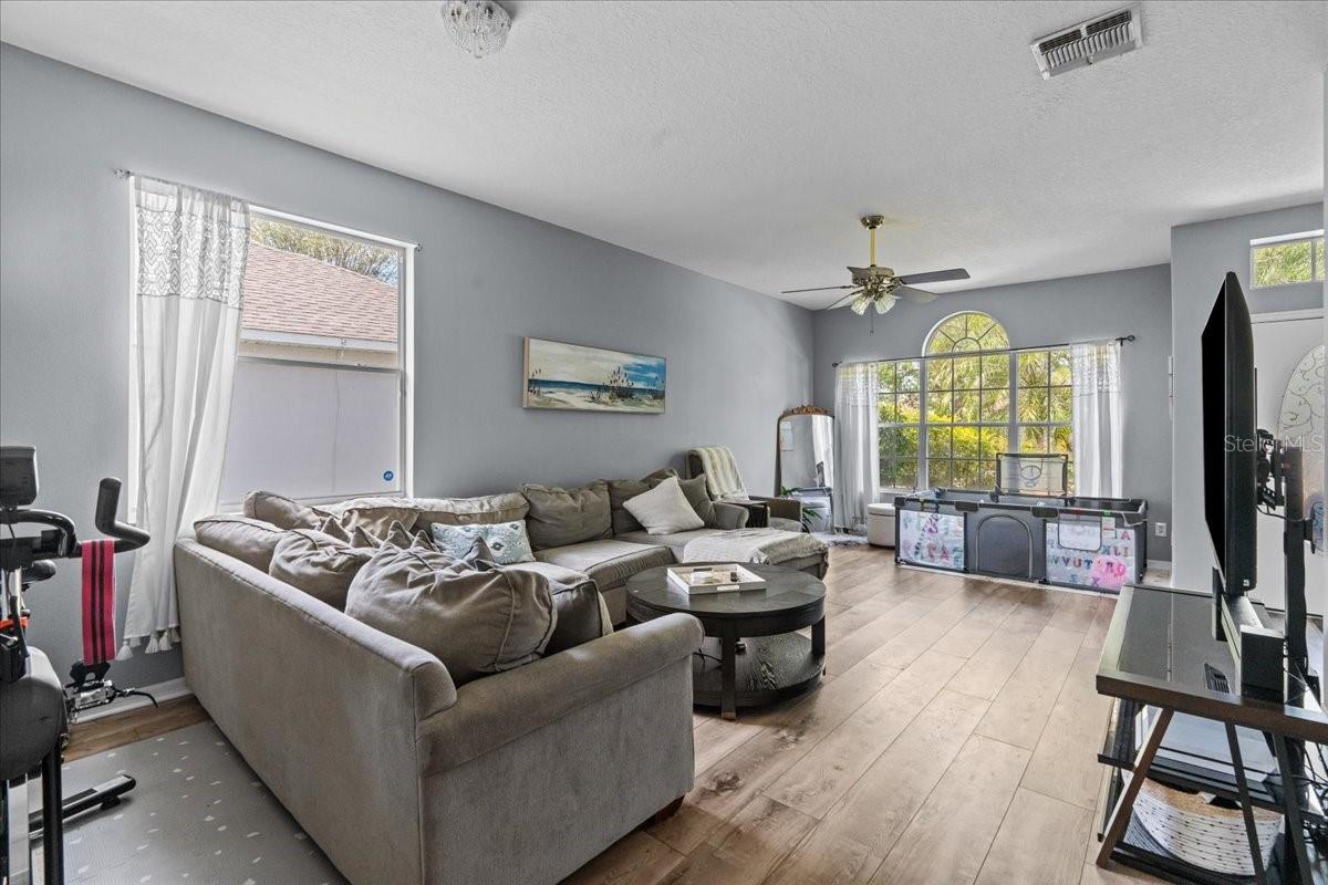 1732 NESTLEWOOD TRL, ORLANDO, FL, 32837