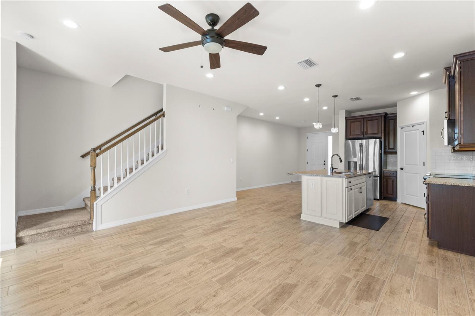 3214 PAINTED BLOSSOM CT, LUTZ, FL, 33558