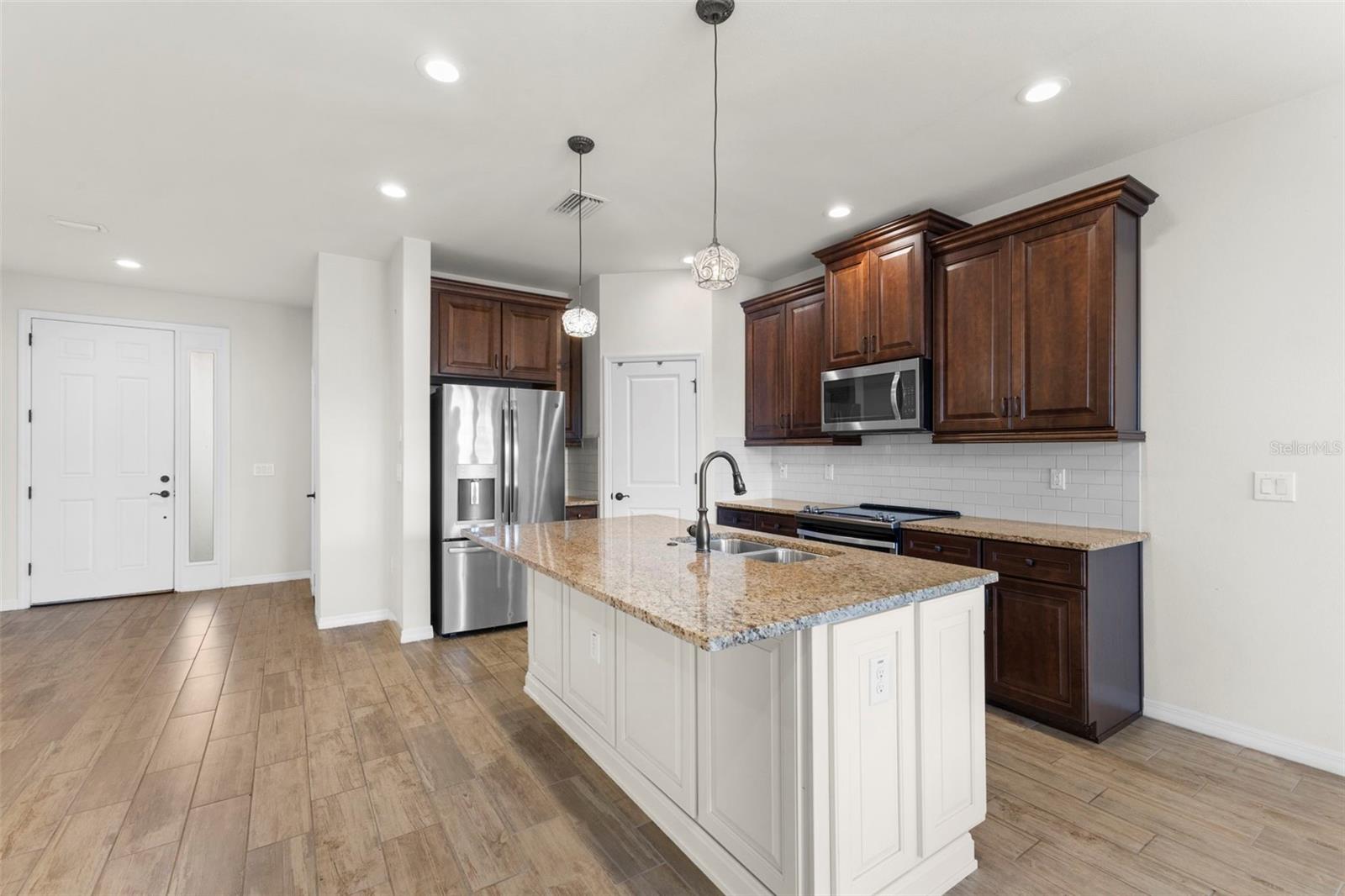 3214 PAINTED BLOSSOM CT, LUTZ, FL, 33558