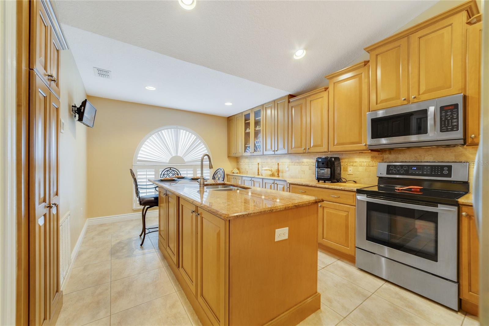 980 RADFORD DR, DELTONA, FL, 32738