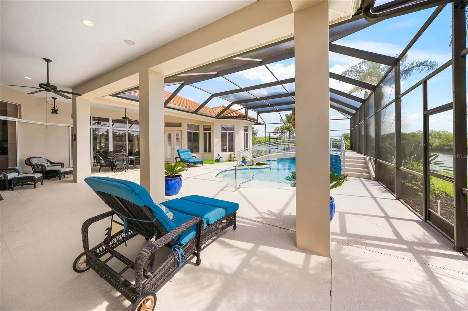 A4647223 Property Photo