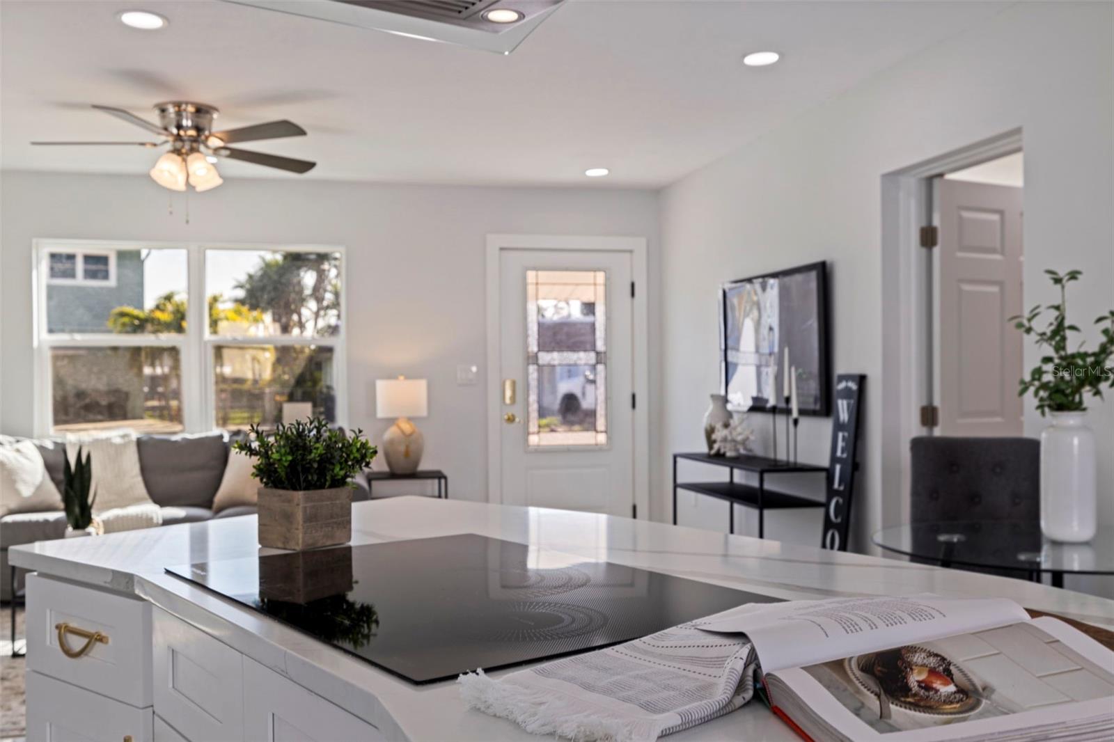 145 174TH TERRACE DR E, REDINGTON SHORES, FL, 33708