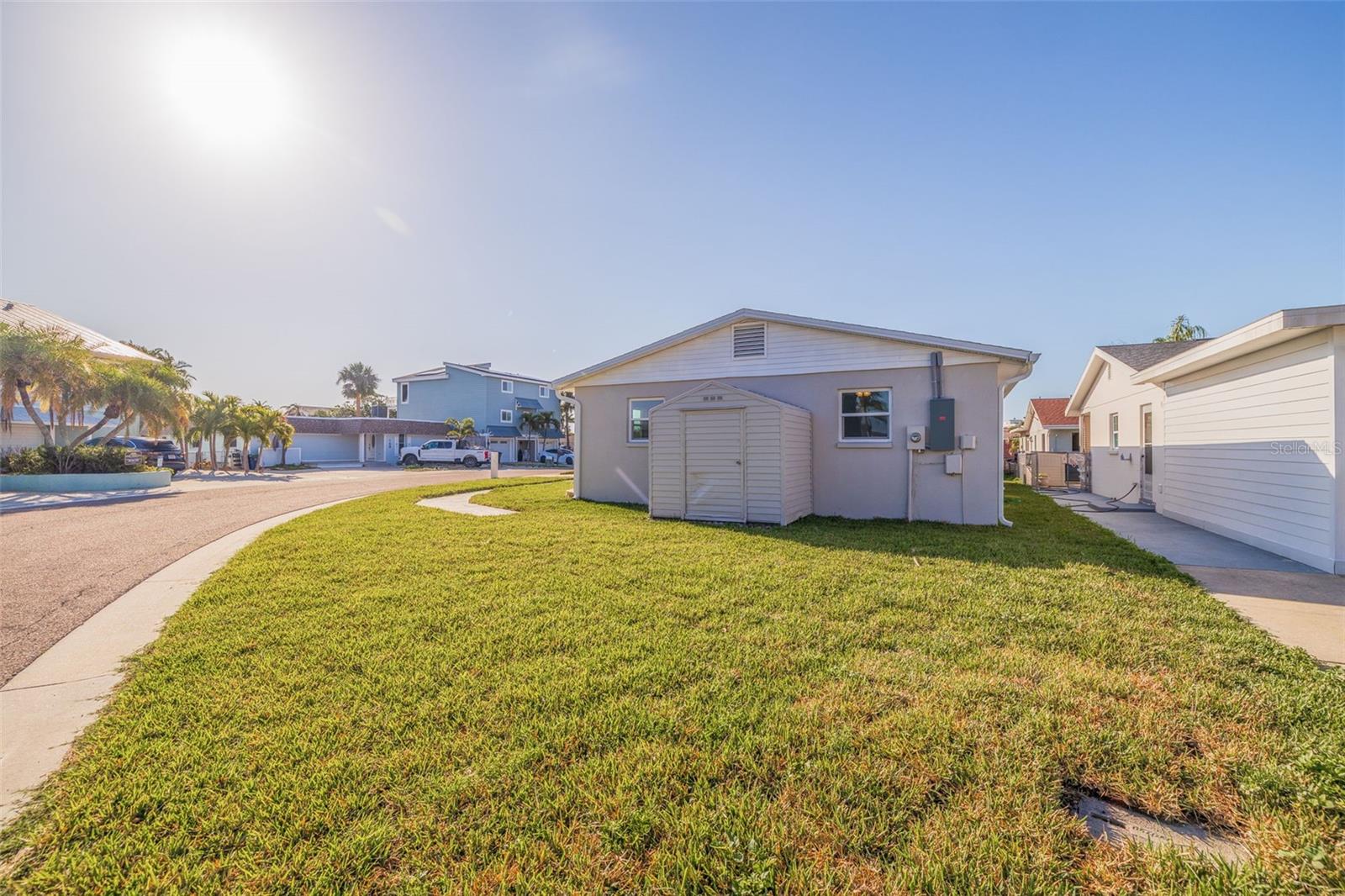 145 174TH TERRACE DR E, REDINGTON SHORES, FL, 33708