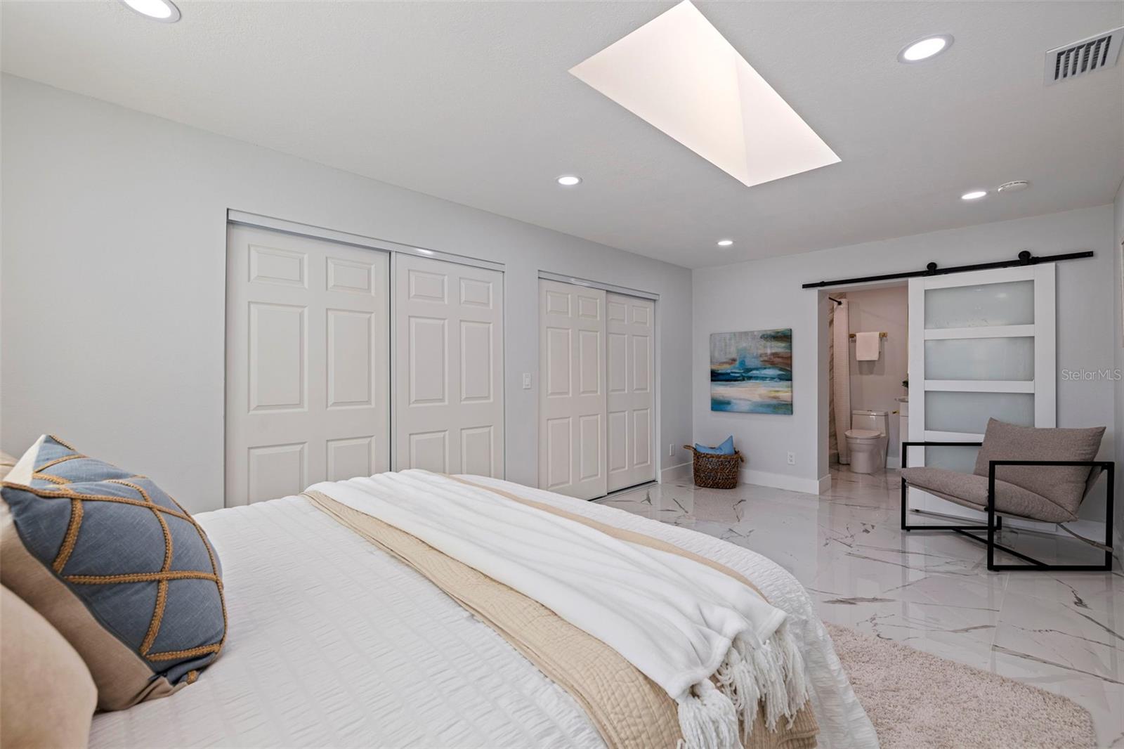 145 174TH TERRACE DR E, REDINGTON SHORES, FL, 33708