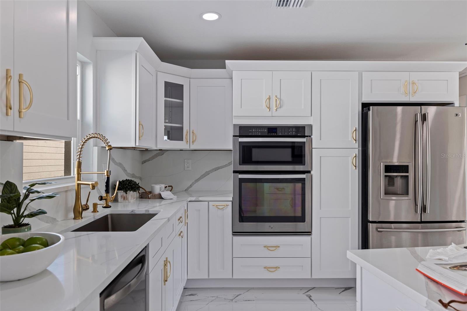 145 174TH TERRACE DR E, REDINGTON SHORES, FL, 33708