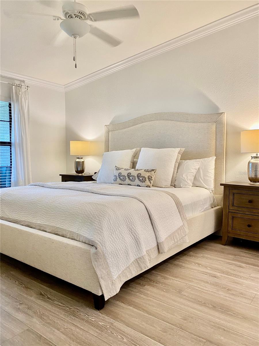 5710 PALMER CIR #203, BRADENTON, FL, 34211