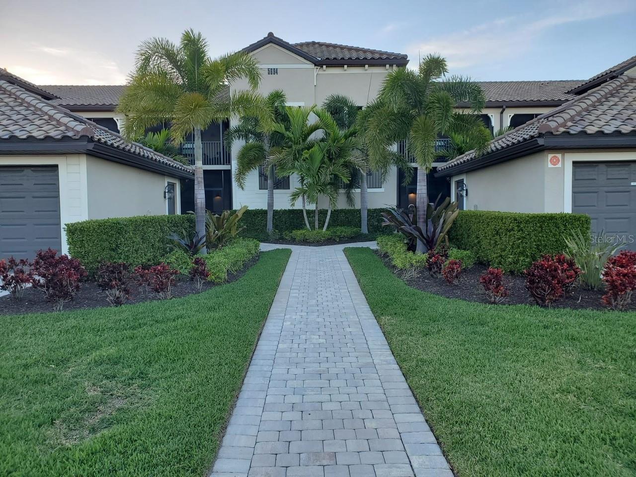 5710 PALMER CIR #203, BRADENTON, FL, 34211