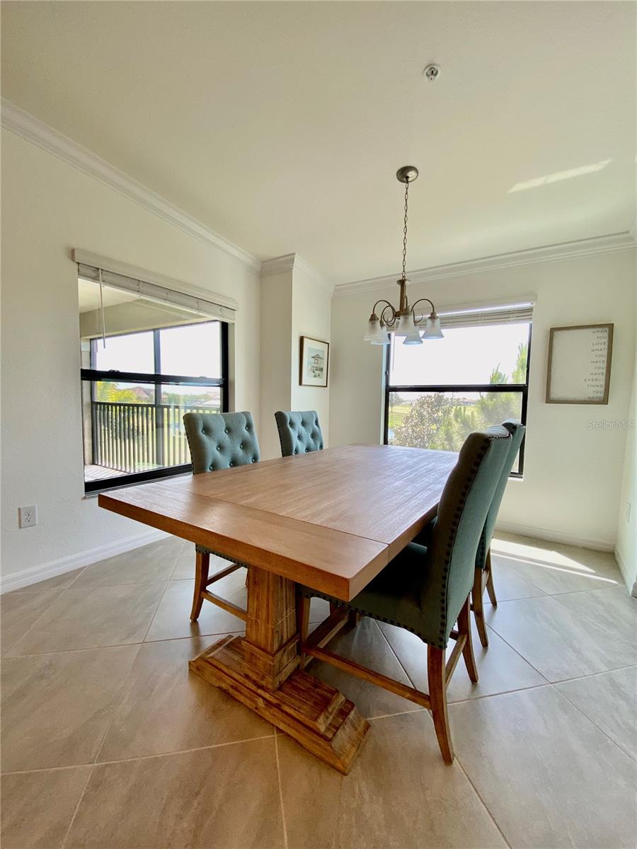 5710 PALMER CIR #203, BRADENTON, FL, 34211