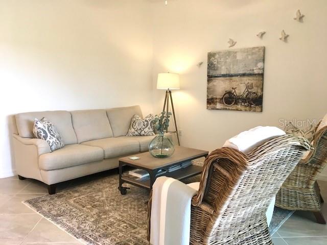 5710 PALMER CIR #203, BRADENTON, FL, 34211