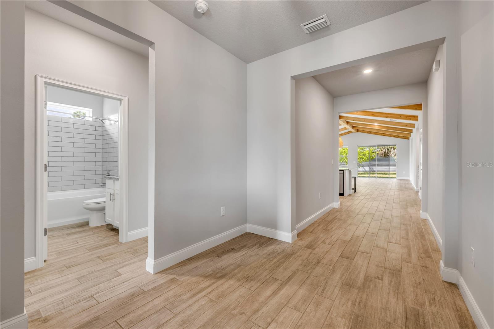 1100 LOCH LINNHE CT, NEW SMYRNA BEACH, FL, 32168