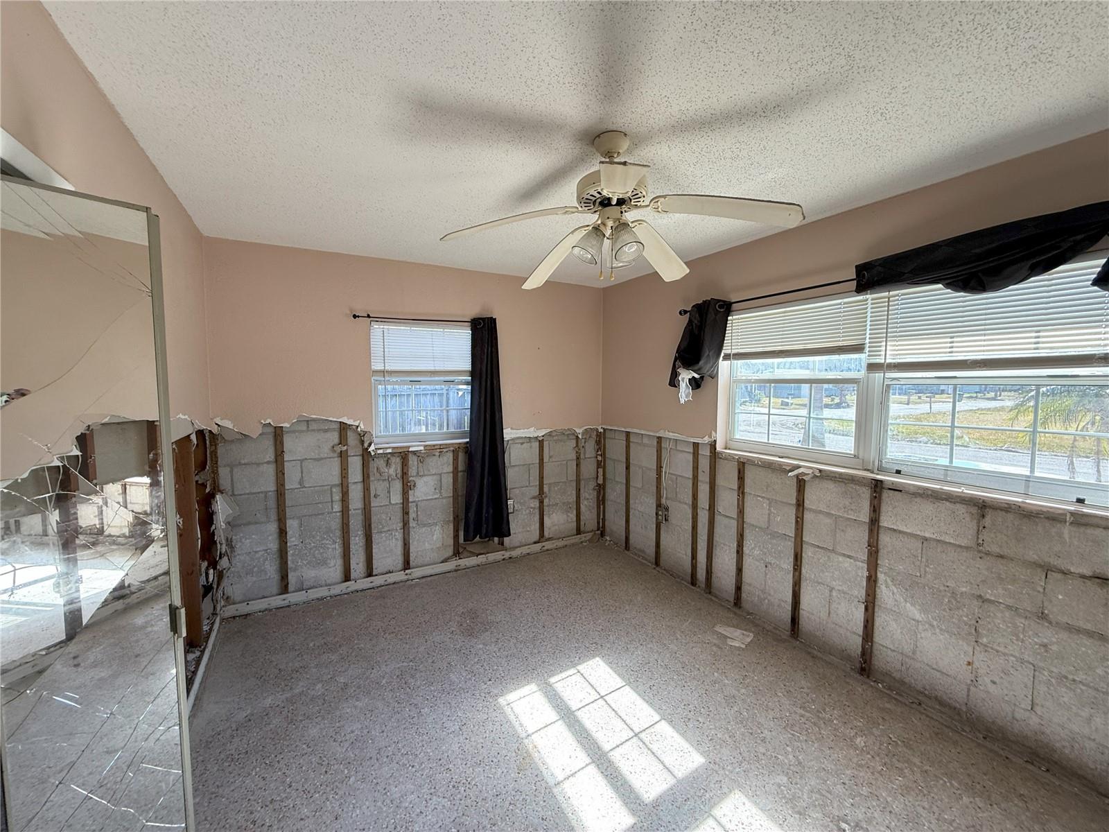 4911 LARGO TER, NEW PORT RICHEY, FL, 34652