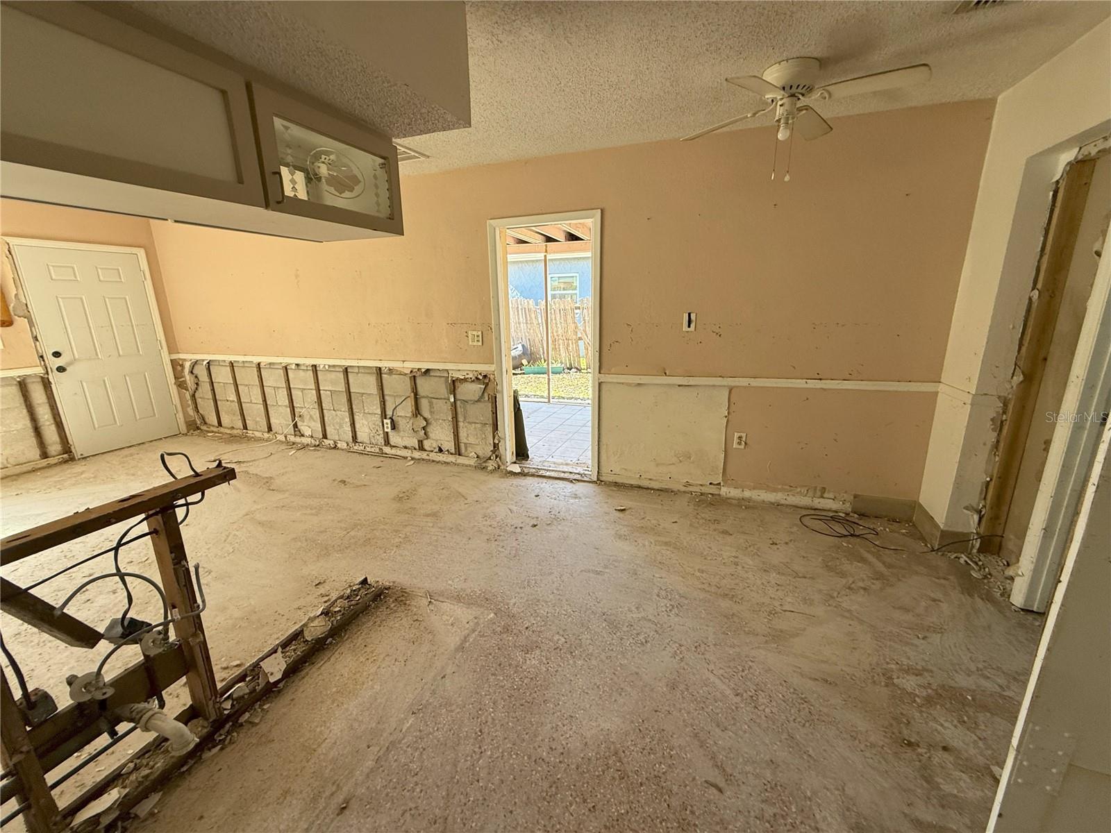 4911 LARGO TER, NEW PORT RICHEY, FL, 34652