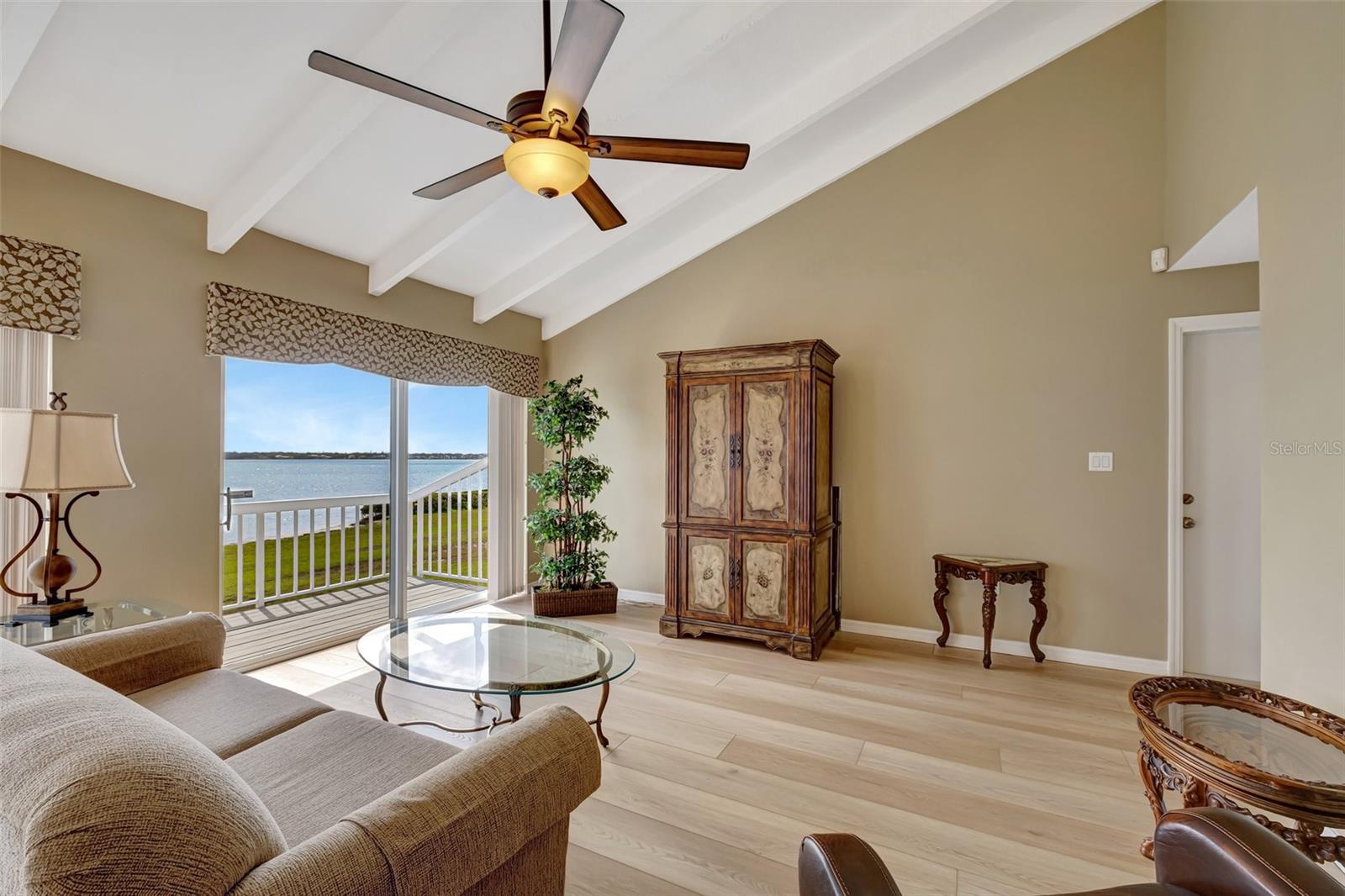 1451 GULF BLVD #205, CLEARWATER BEACH, FL, 33767