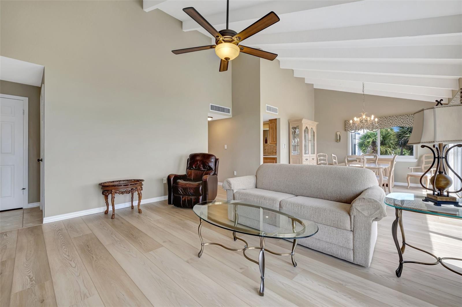 1451 GULF BLVD #205, CLEARWATER BEACH, FL, 33767