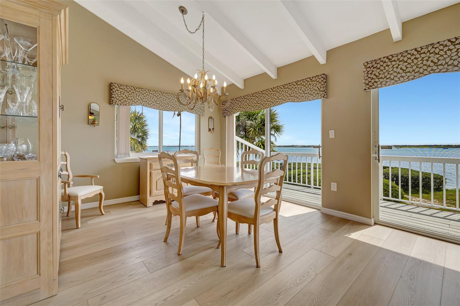 1451 GULF BLVD #205, CLEARWATER BEACH, FL, 33767