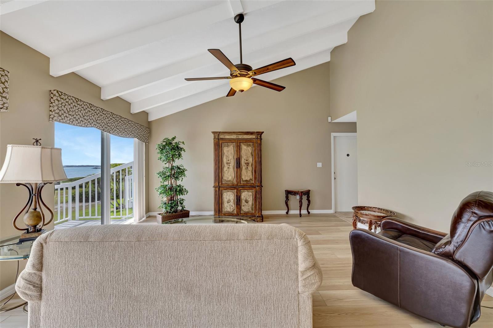 1451 GULF BLVD #205, CLEARWATER BEACH, FL, 33767