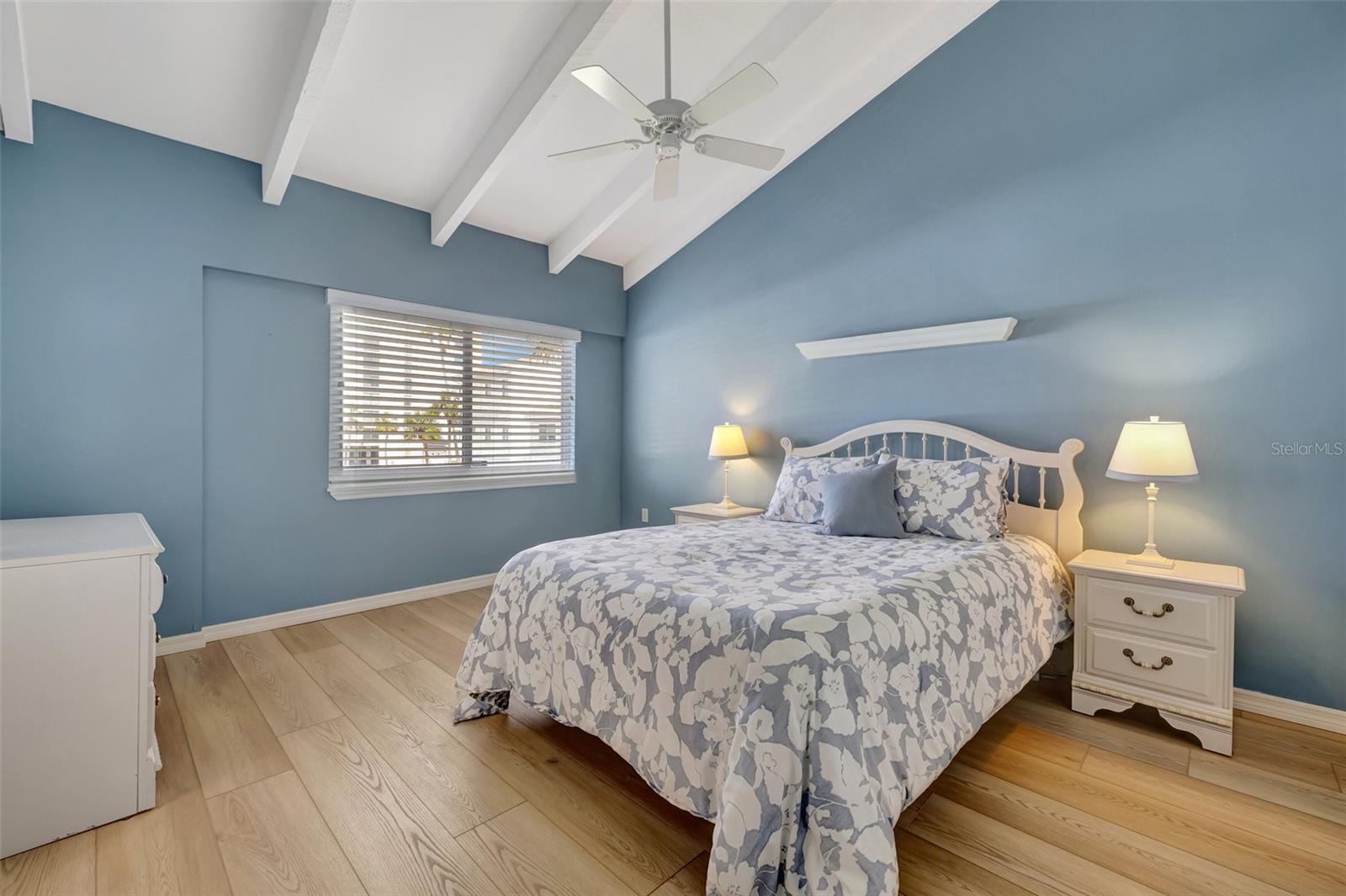 1451 GULF BLVD #205, CLEARWATER BEACH, FL, 33767