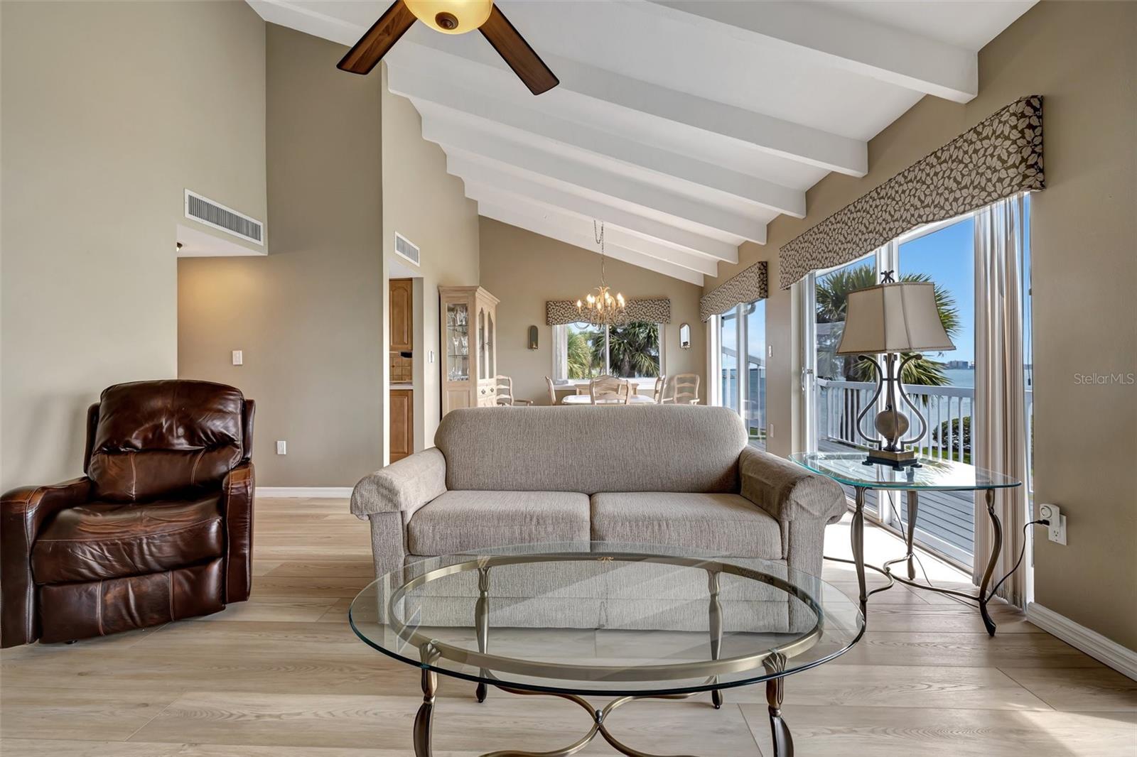 1451 GULF BLVD #205, CLEARWATER BEACH, FL, 33767