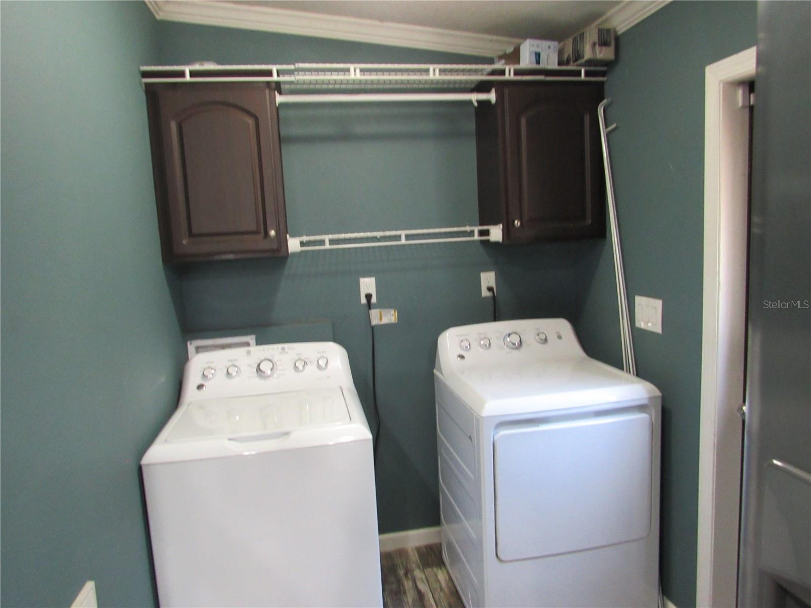 4141 ROUND LAKE RD, APOPKA, FL, 32712