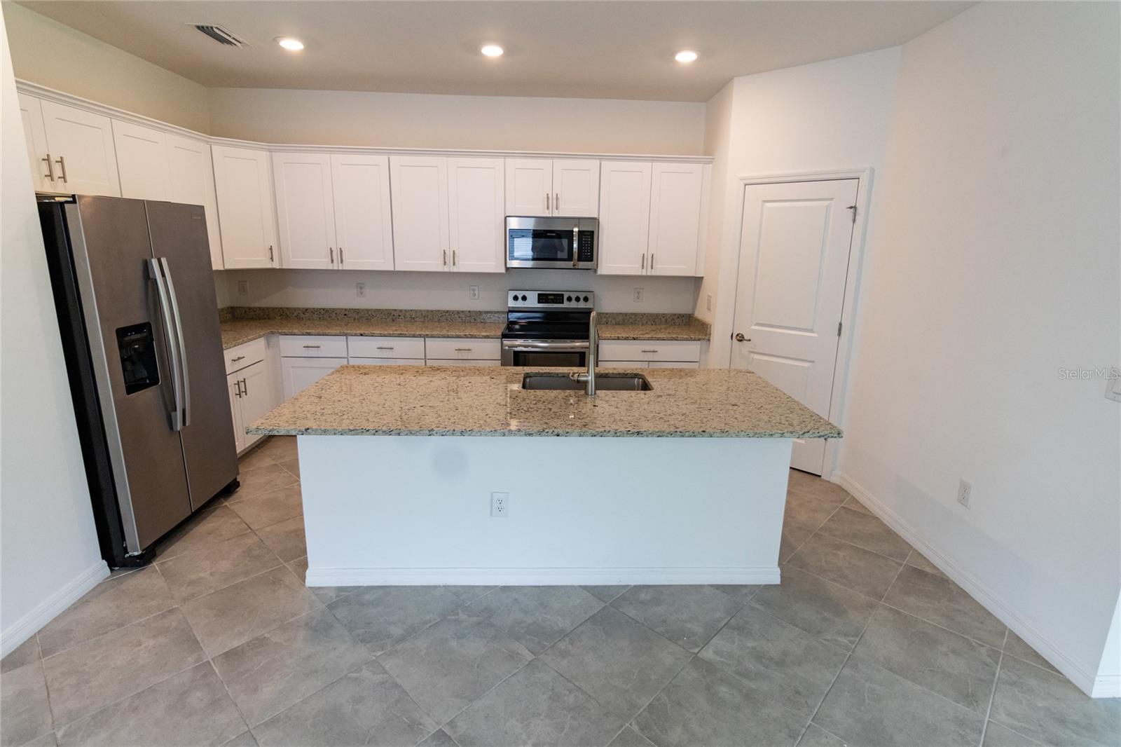 15968 HONEYSUCKLE ST, PORT CHARLOTTE, FL, 33953