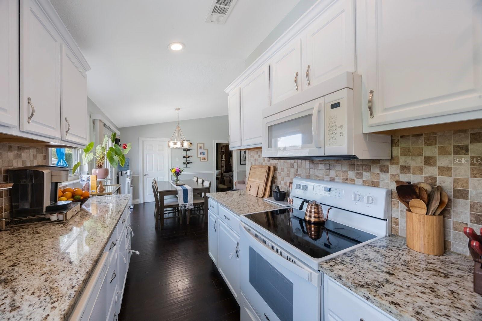 921 LYNNLEA LN, TARPON SPRINGS, FL, 34689