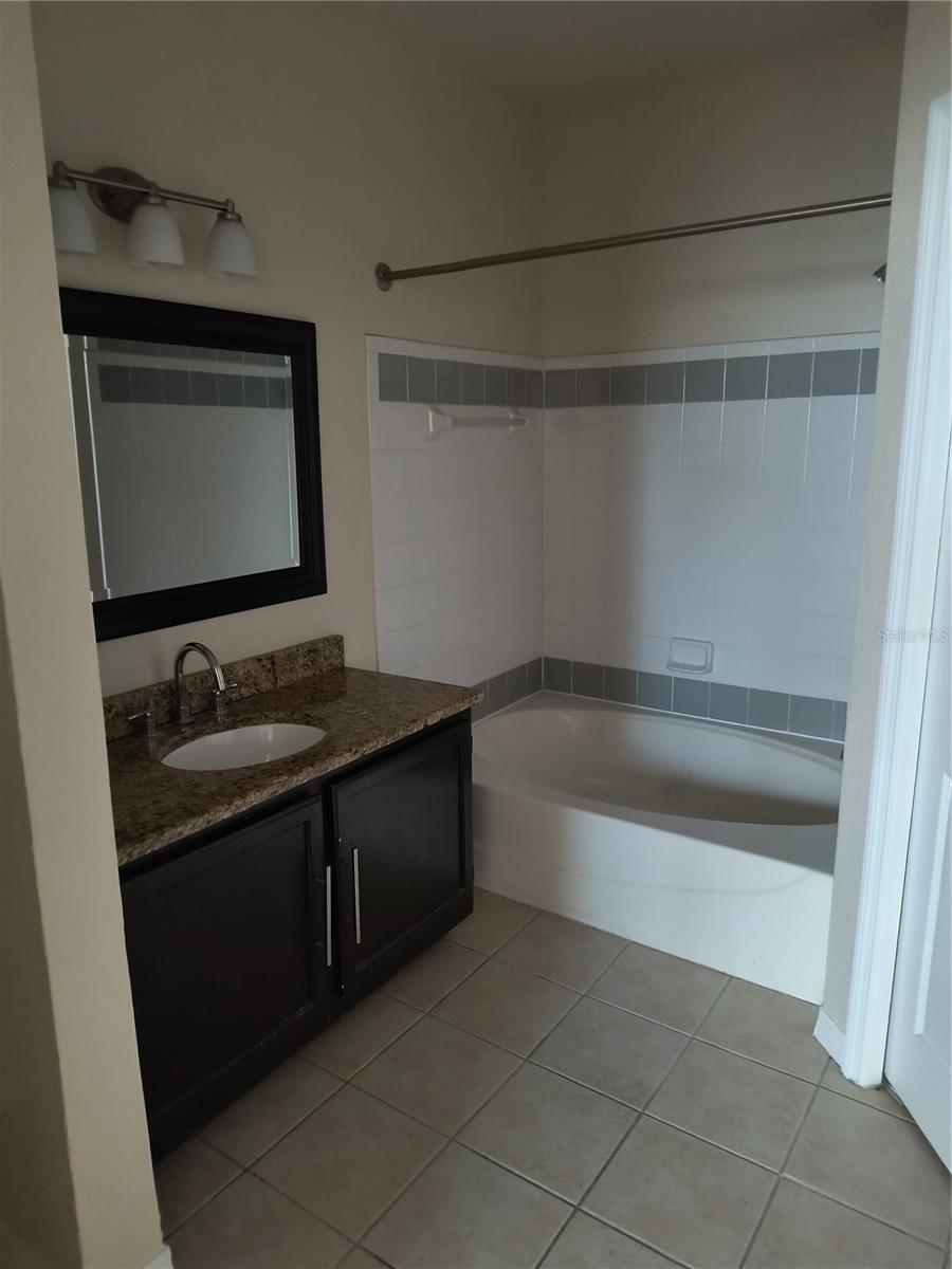 6685 QUEENS BOROUGH AVE #104, ORLANDO, FL, 32835