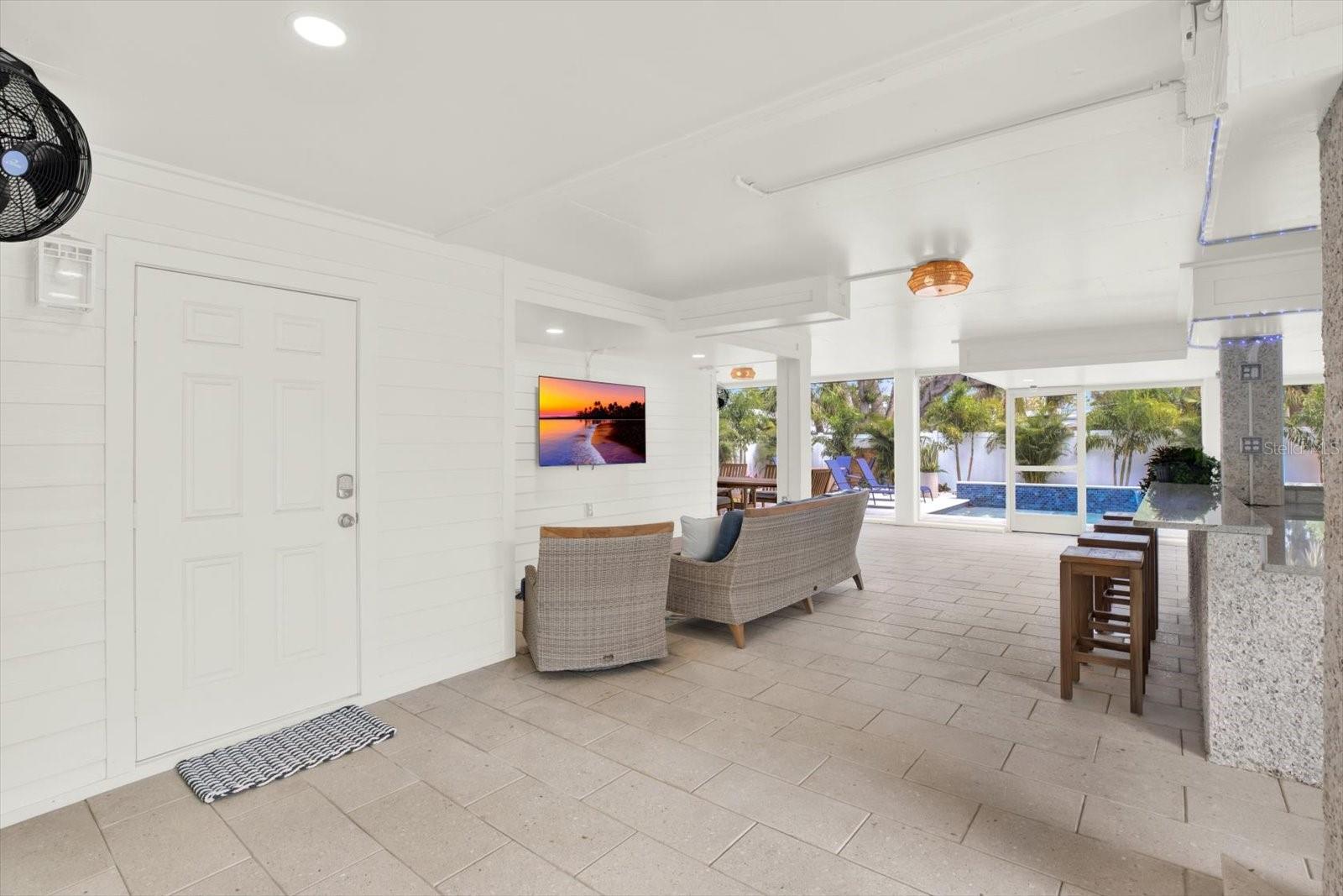 861 MANDALAY AVE, CLEARWATER, FL, 33767
