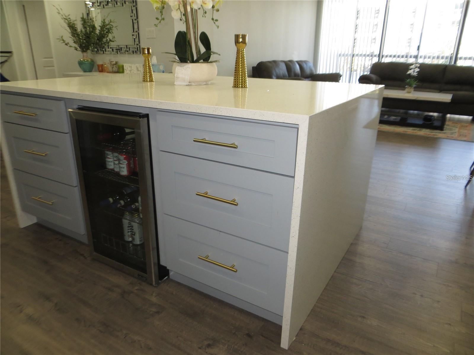 400 ISLAND WAY #210, CLEARWATER, FL, 33767