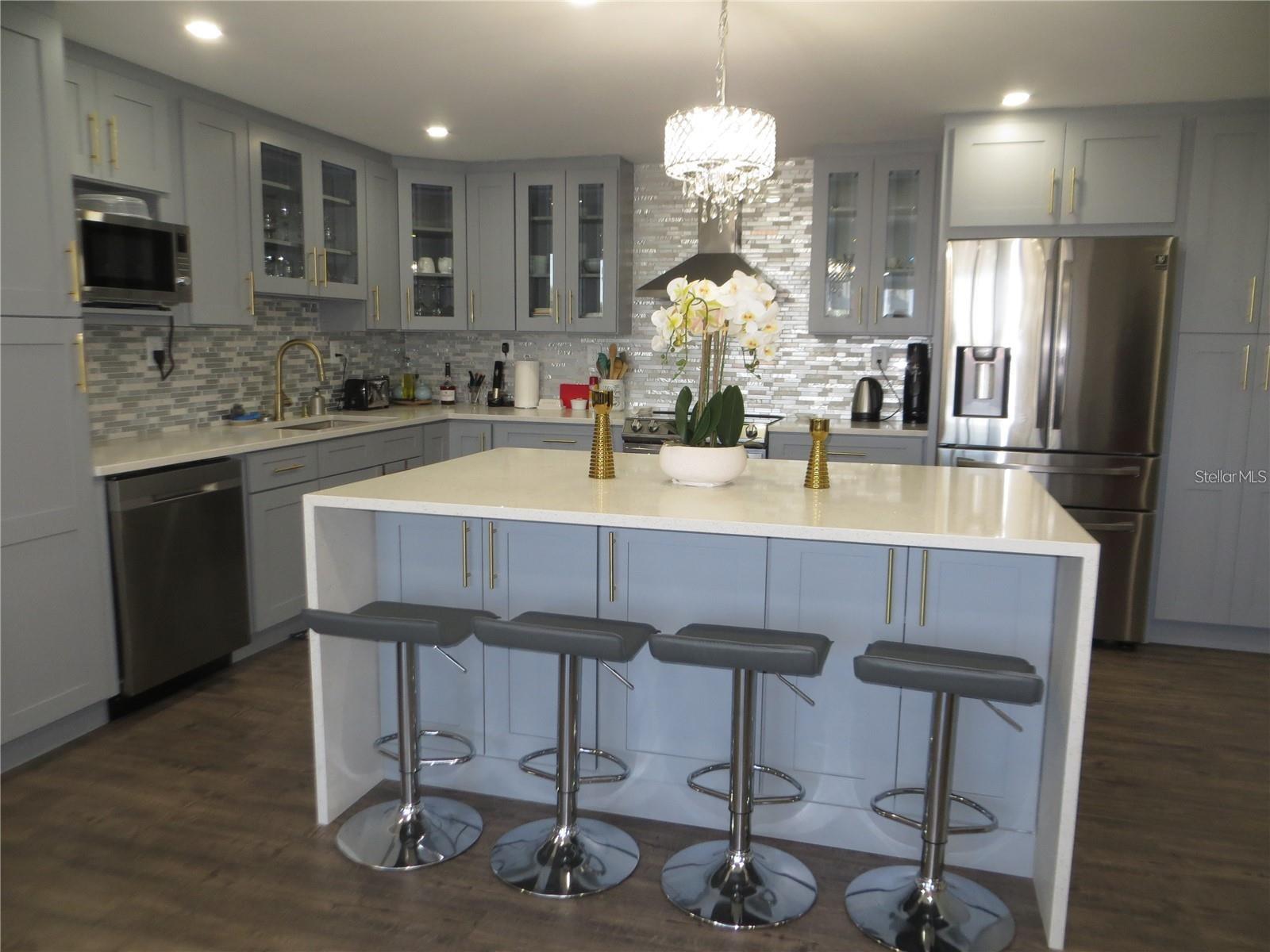 400 ISLAND WAY #210, CLEARWATER, FL, 33767