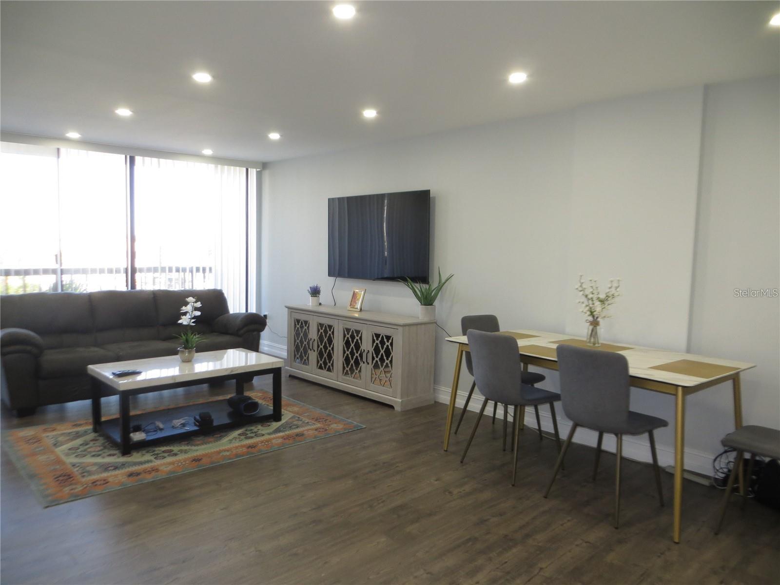 400 ISLAND WAY #210, CLEARWATER, FL, 33767